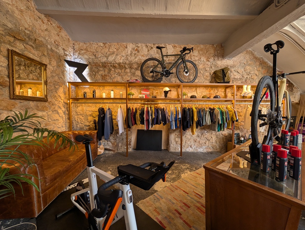 Gallery 19.jpg